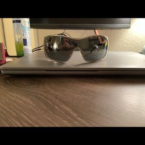 Women’ Dolce & Gabbana sunglasses